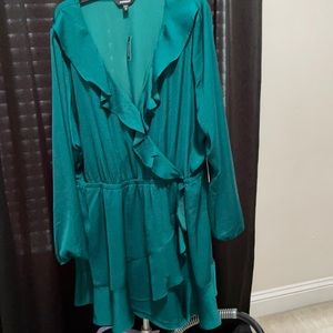 Beautiful Express Silk Green Mini Dress, Size XL